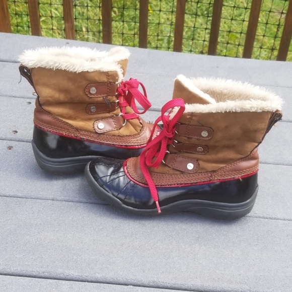 anne klein duck boots